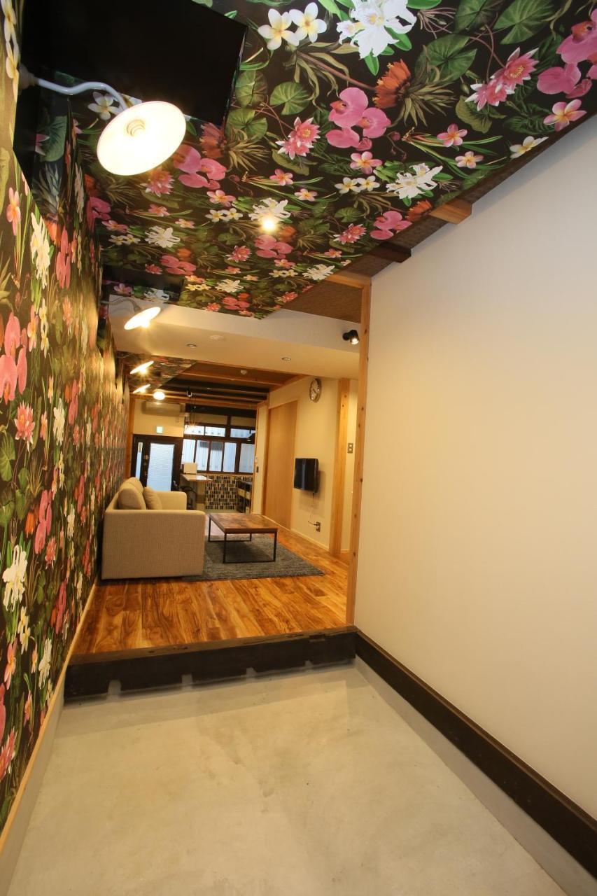 The Wonder At Stay-Machiya Karahori- Osaka Esterno foto